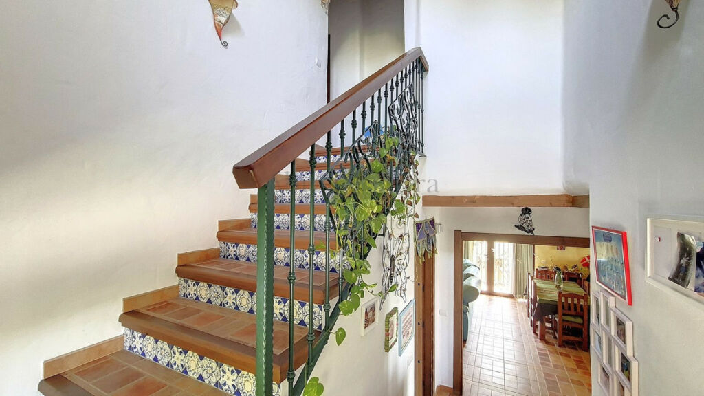Detached Villa Canillas de Albaida Málaga - image 24