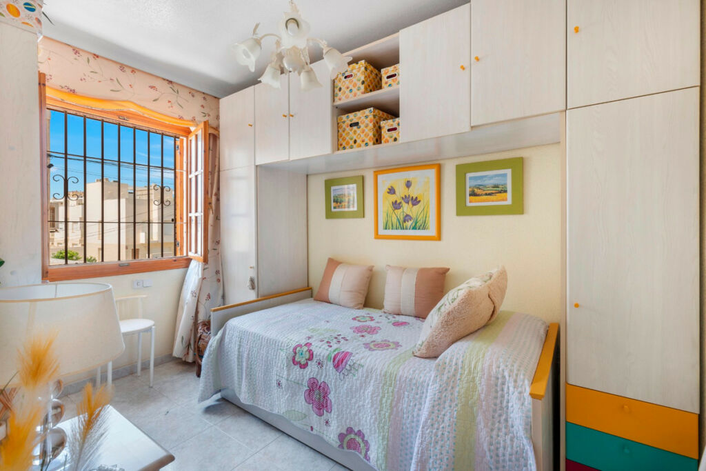 Detached Villa Torrevieja Alicante - image 23