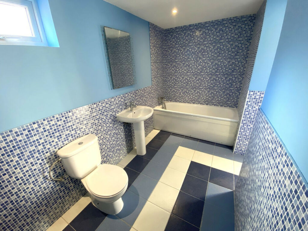 Detached Villa La Zenia Alicante - image 24