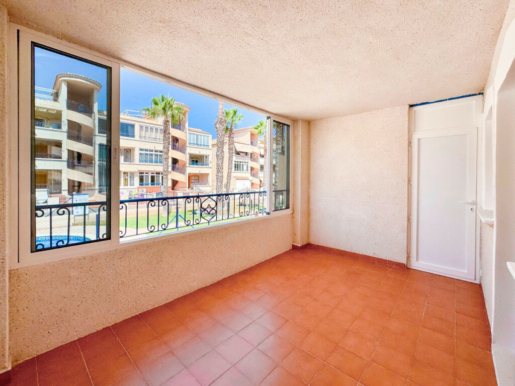 Middle Floor Apartment Los Altos Alicante - image 24