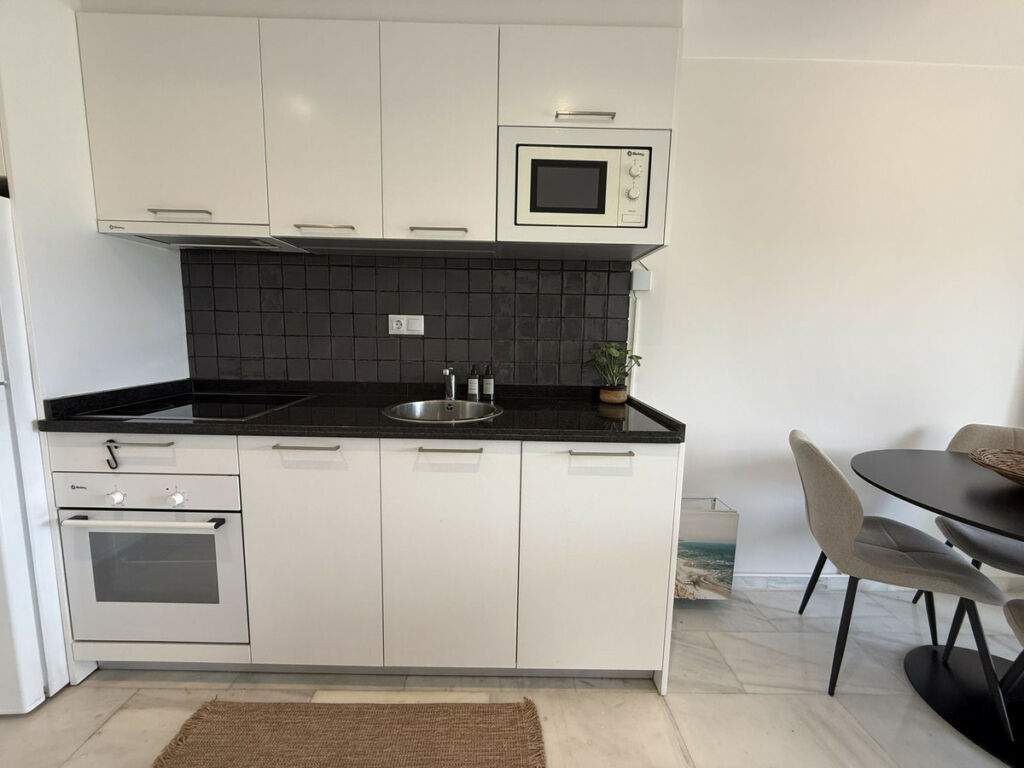 Middle Floor Apartment San Pedro de Alcántara Málaga - image 24