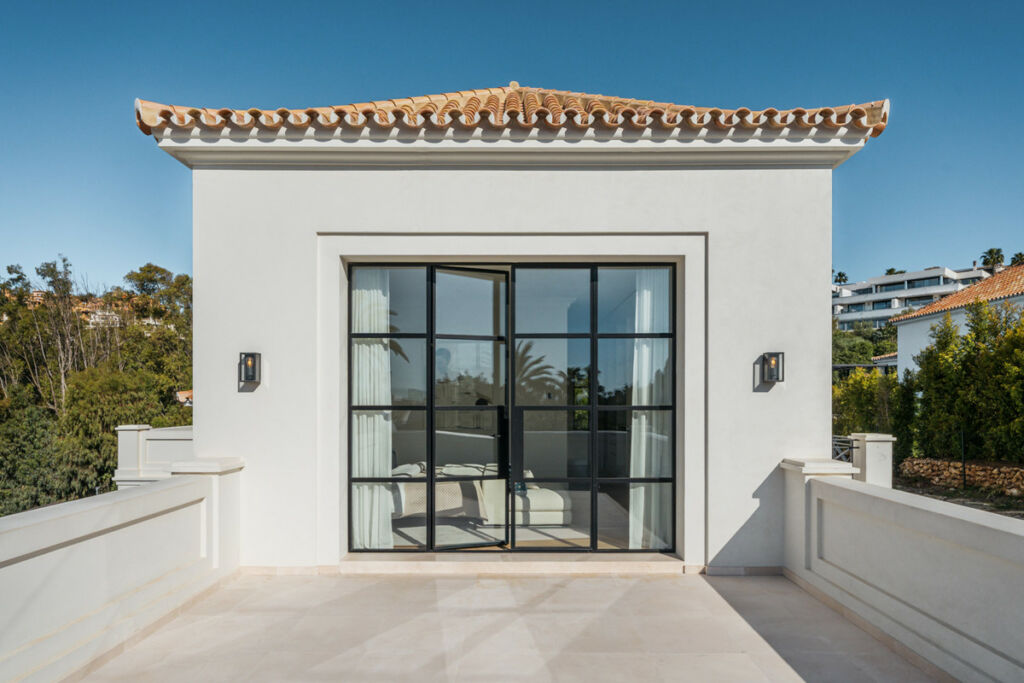 Detached Villa Nueva Andalucía Málaga - image 24