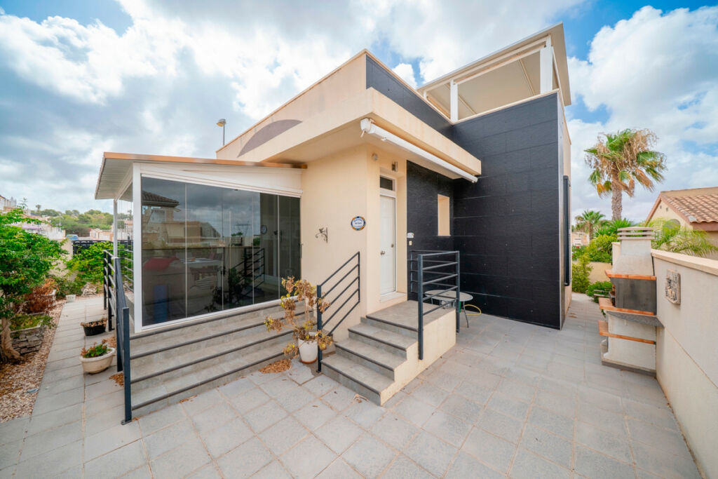 Detached Villa Rojales Alicante - image 24