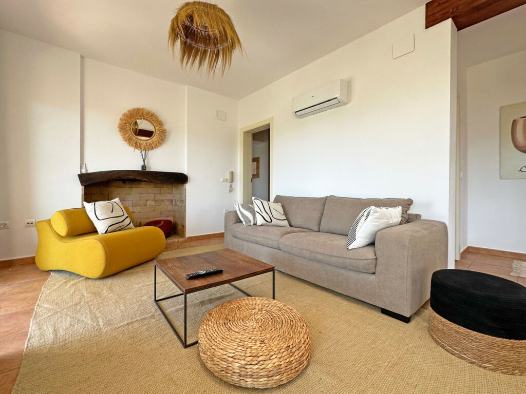 Detached Villa Jalon Alicante - image 24