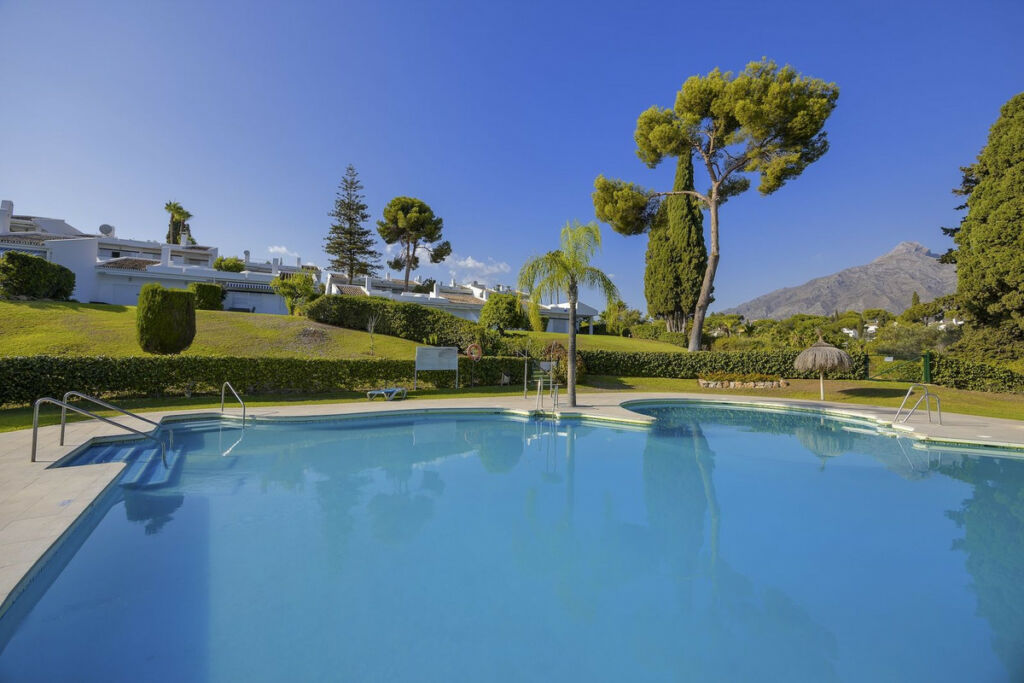 Penthouse Nueva Andalucía Málaga - image 24