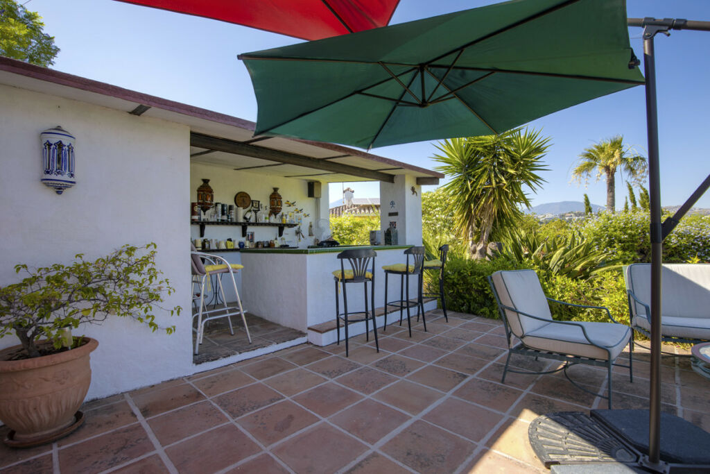 Detached Villa Valle del Sol Málaga - image 25