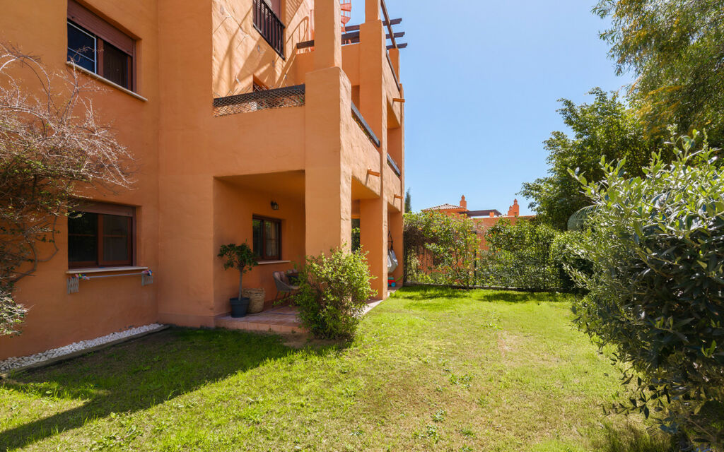 Ground Floor Apartment Benahavís Málaga - image 24