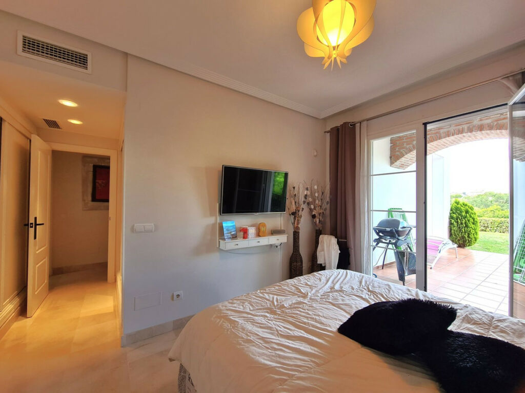 Ground Floor Apartment Benahavís Málaga - image 24