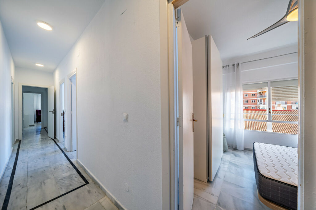 Middle Floor Apartment Málaga Centro Málaga - image 25