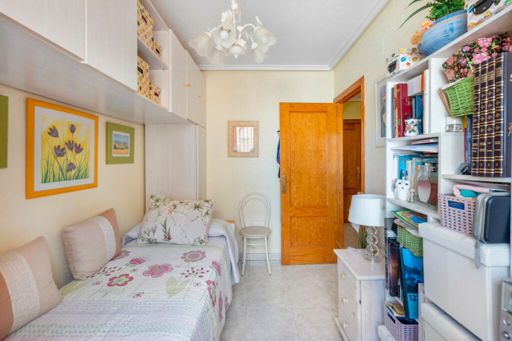 Detached Villa Torrevieja Alicante - image 24