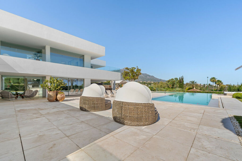 Detached Villa Marbella Málaga - image 25