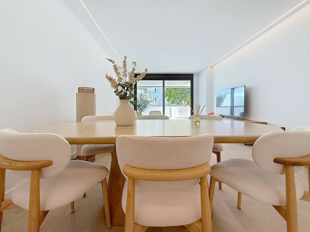 Ground Floor Apartment Estepona Málaga - image 25