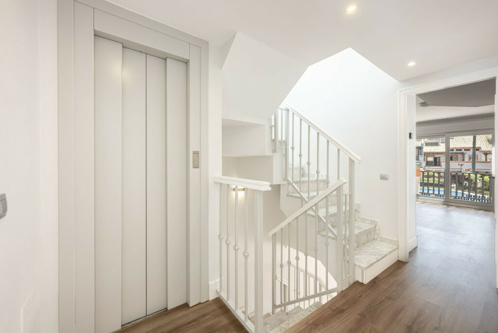 Townhouse Marbella Málaga - image 25