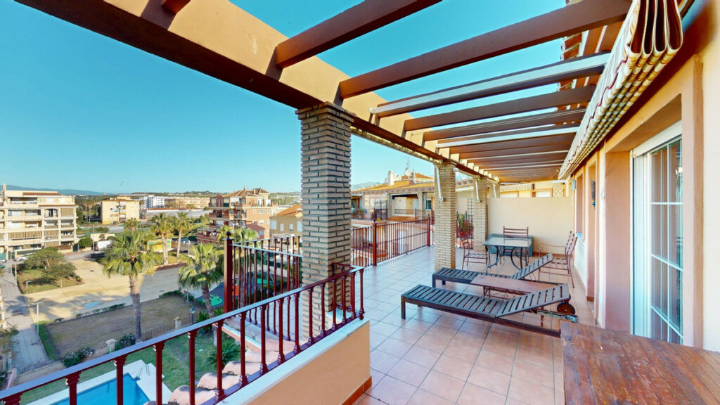Penthouse Mezquitilla Málaga - image 25