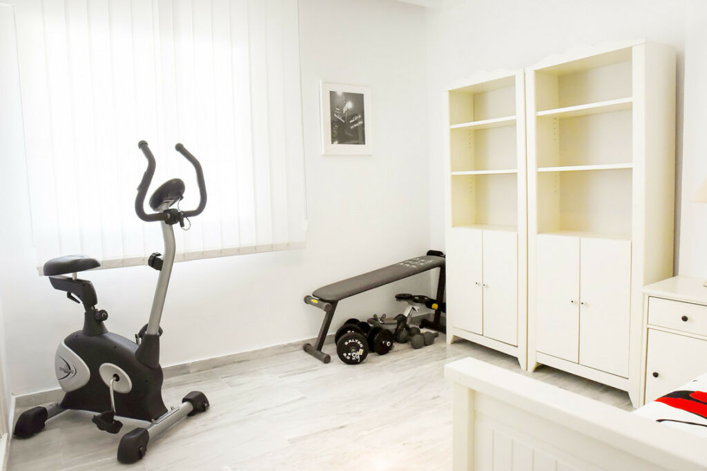 Penthouse Guadalmina Baja Málaga - image 25