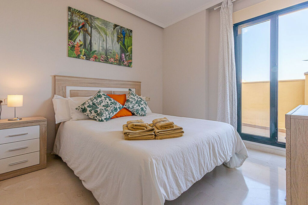 Middle Floor Apartment Benalmadena Málaga - image 25