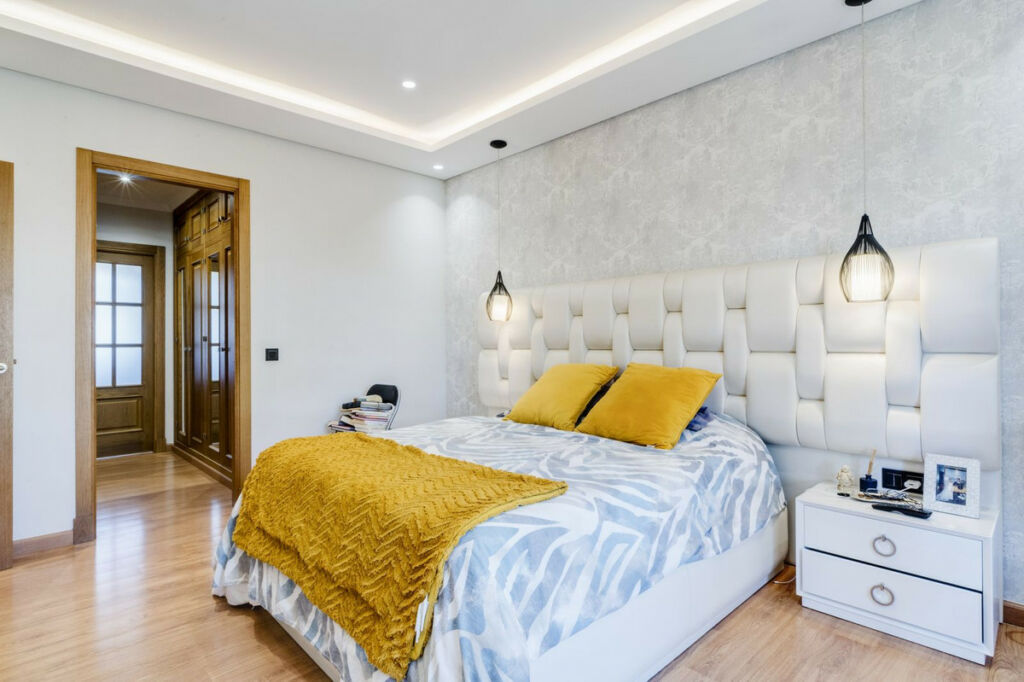 Detached Villa Las Chapas Málaga - image 25