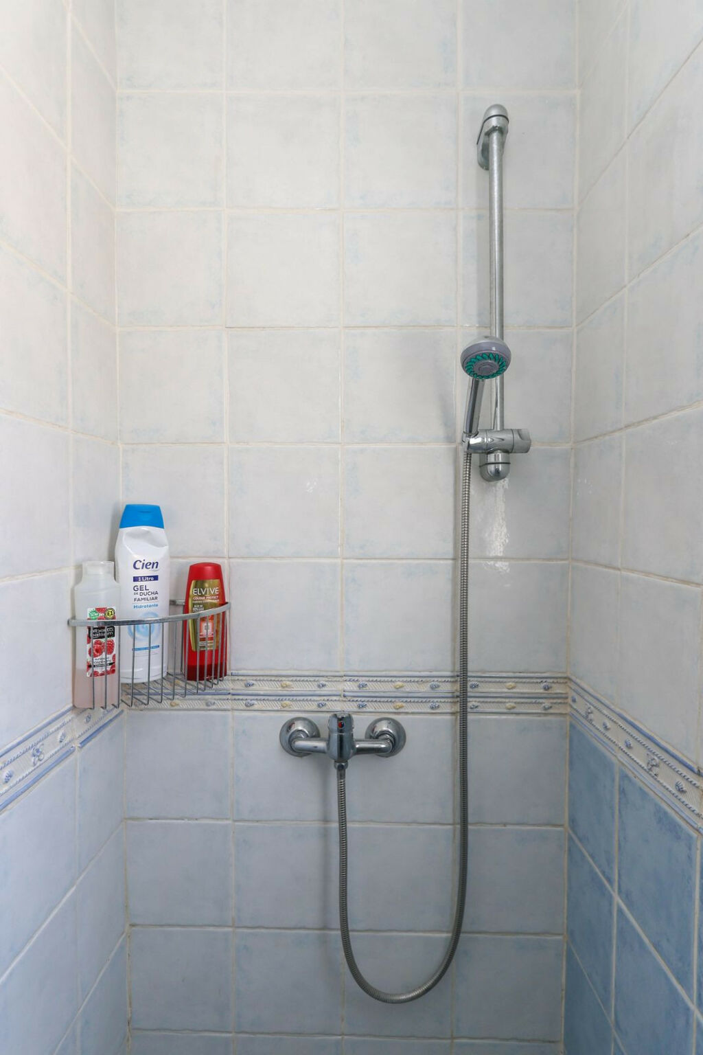 Detached Villa Tolox Málaga - image 25