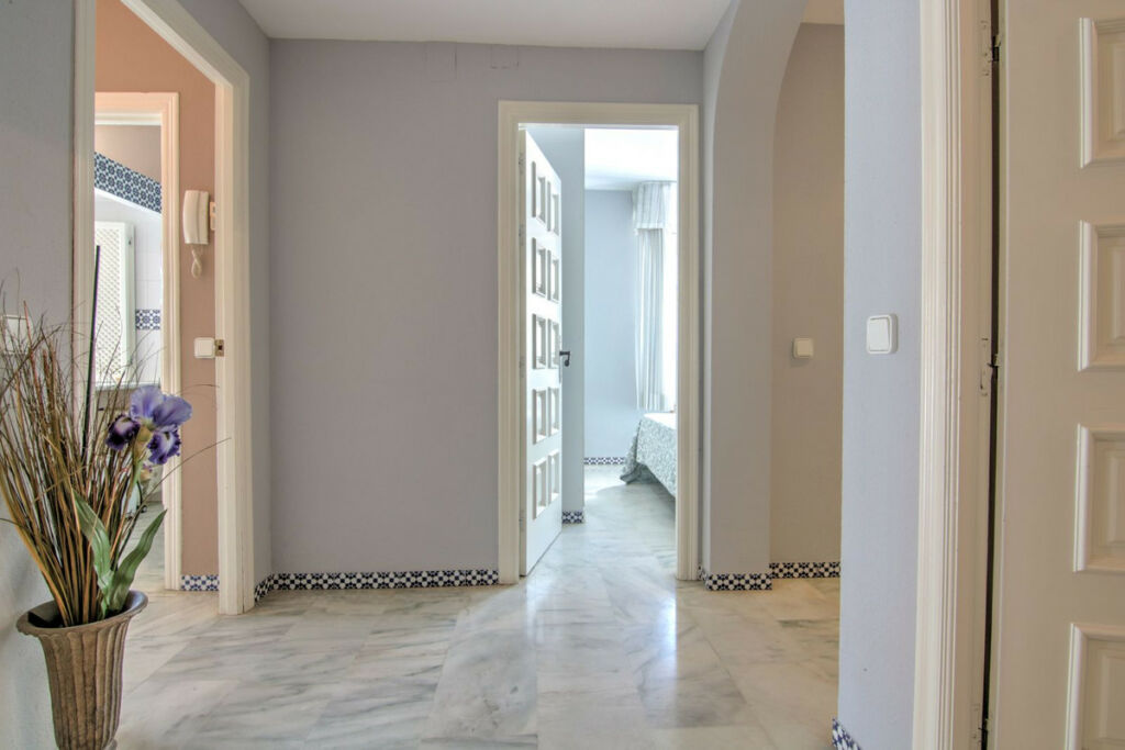 Middle Floor Apartment Fuengirola Málaga - image 25