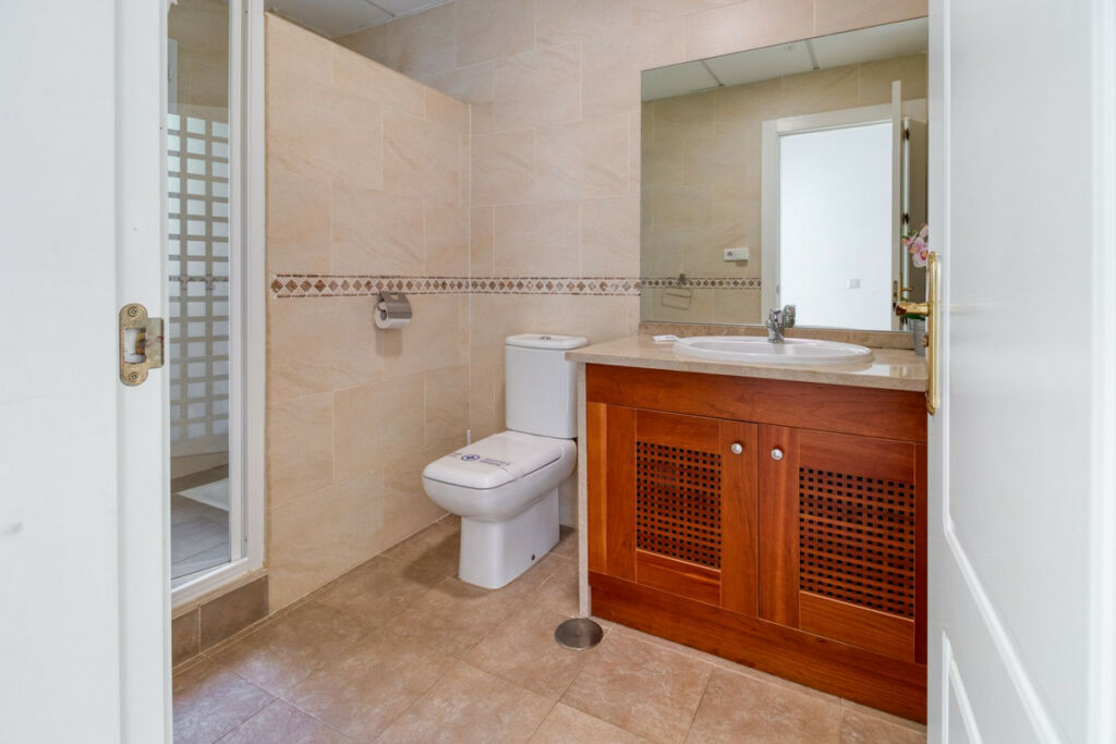 Semi-Detached House Lauro Golf Málaga - image 24
