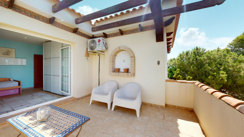 Detached Villa La Zenia Alicante - image 25
