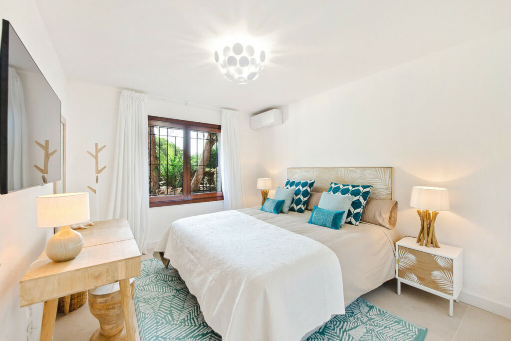 Detached Villa Benamara Málaga - image 25