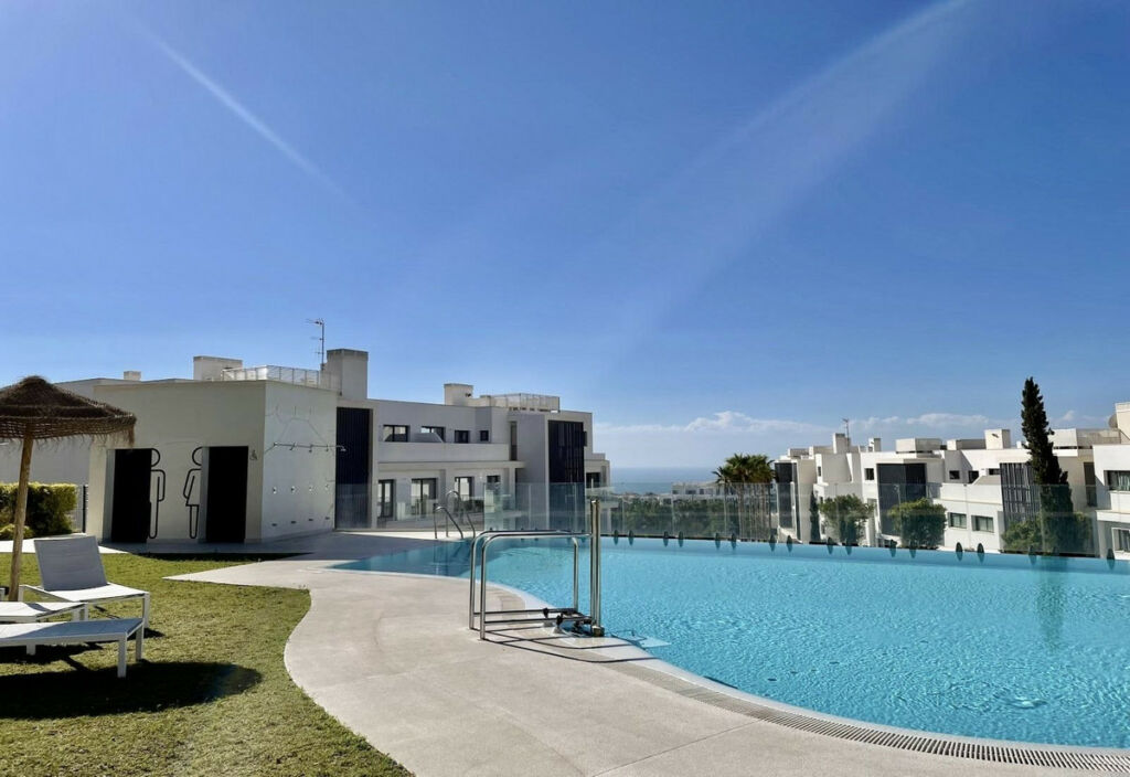 Middle Floor Apartment Fuengirola Málaga - image 27