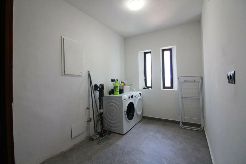 Detached Villa Benalmadena Málaga - image 25