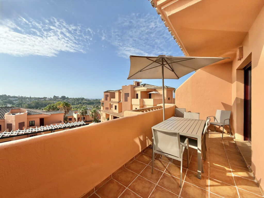 Middle Floor Apartment Benahavís Málaga - image 25