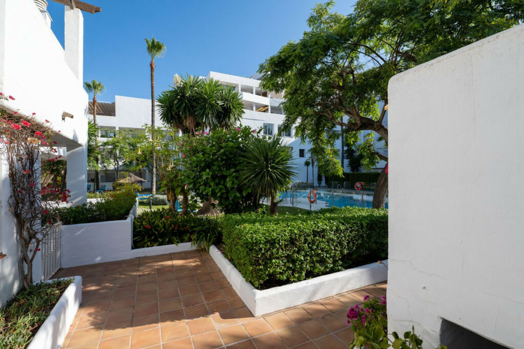 Middle Floor Apartment Marbella Málaga - image 25
