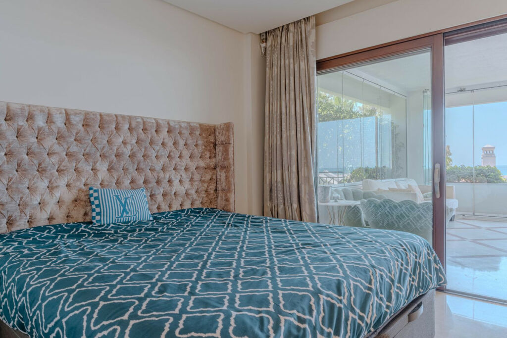 Ground Floor Apartment Estepona Málaga - image 25