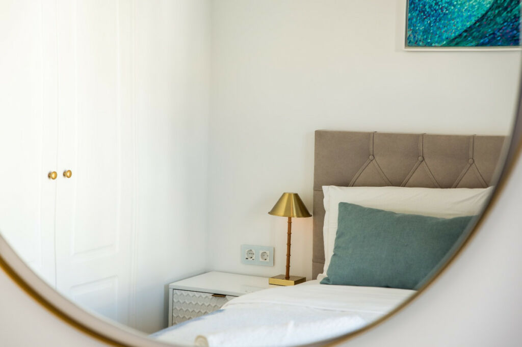Middle Floor Apartment La Duquesa Málaga - image 23