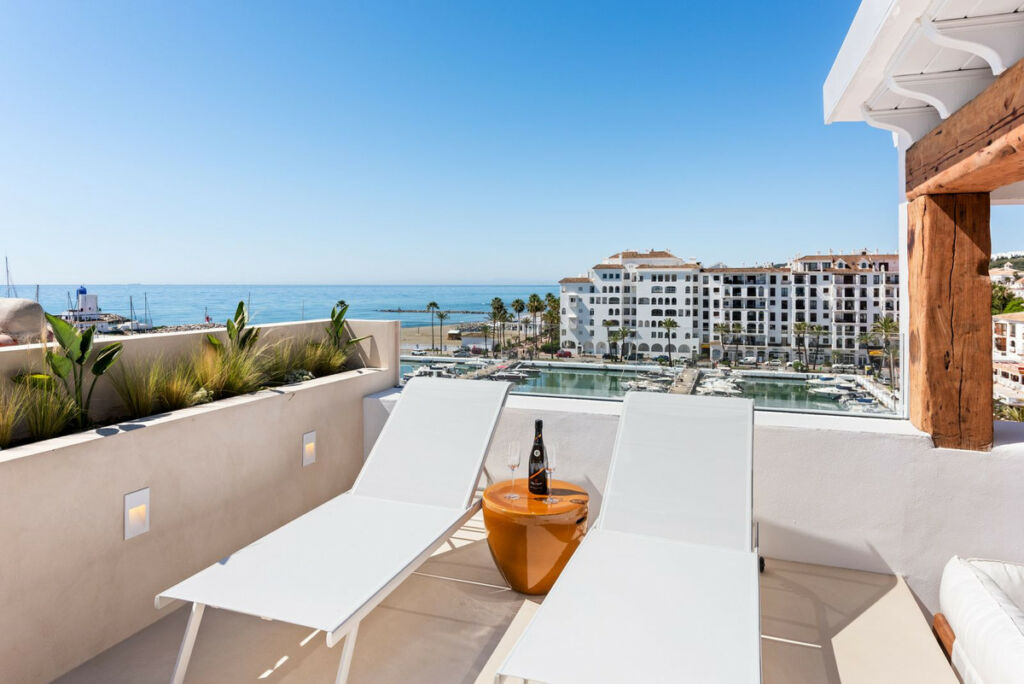 Penthouse Duplex La Duquesa Málaga