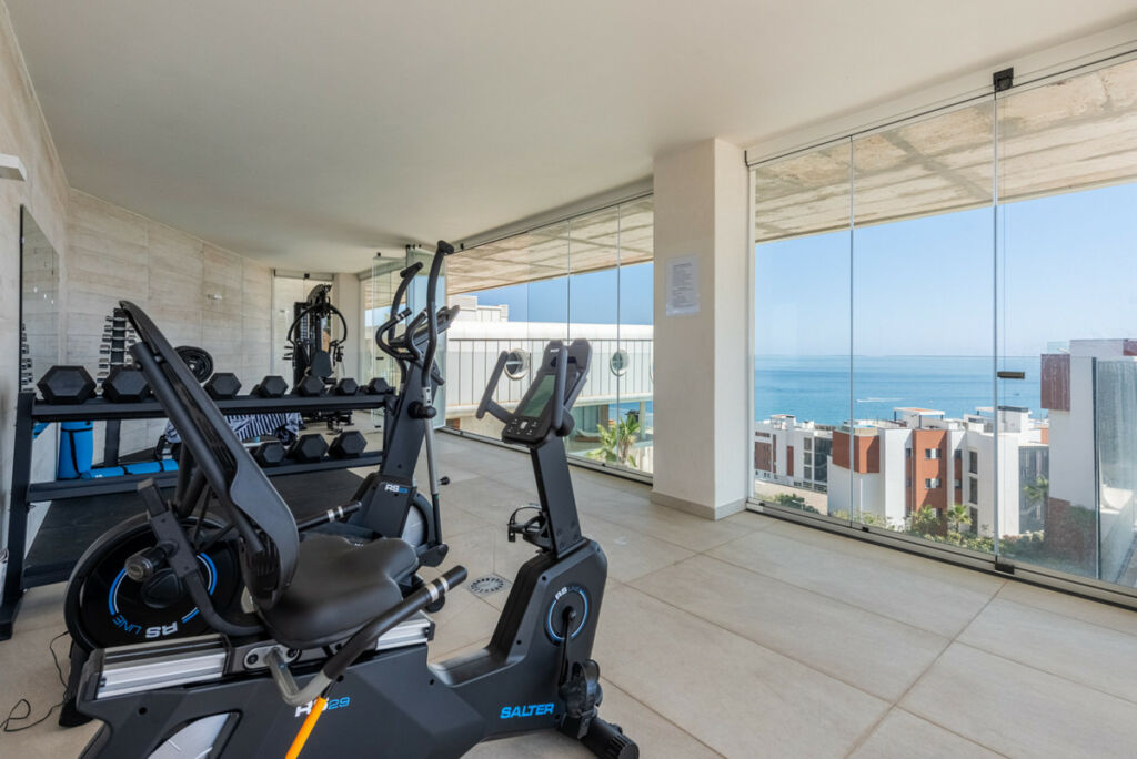Middle Floor Apartment Fuengirola Málaga - image 24