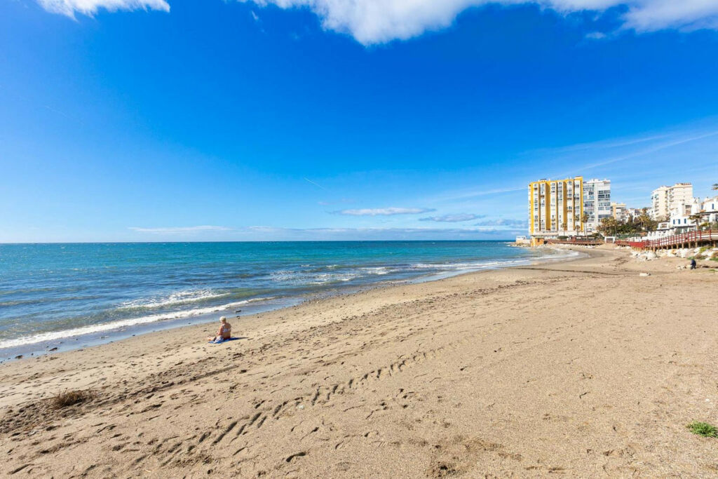 Ground Floor Apartment Calahonda Málaga - image 23