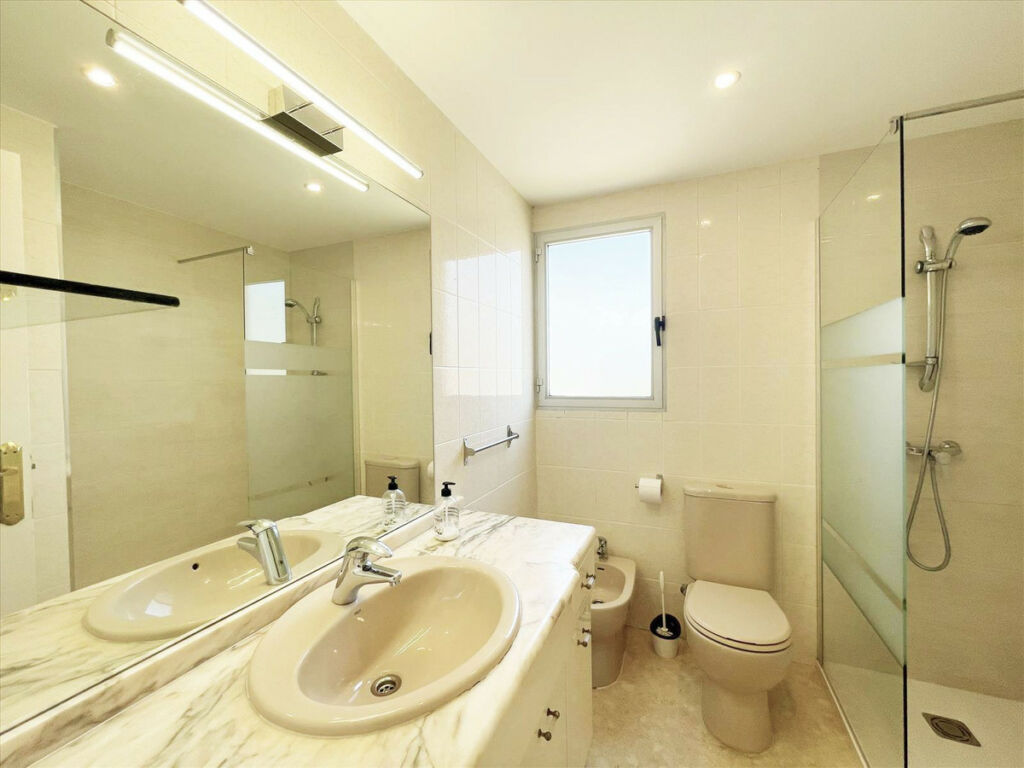 Middle Floor Apartment Calpe Alicante - image 25