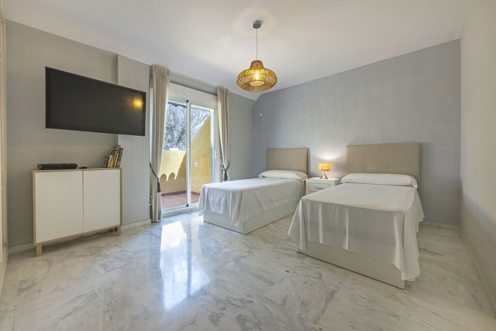 Penthouse Duplex Bahía de Marbella Málaga - image 28