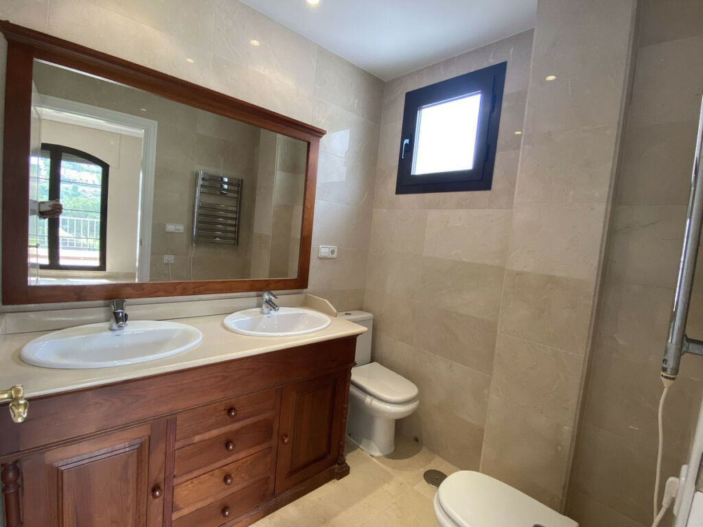 Penthouse Benahavís Málaga - image 26