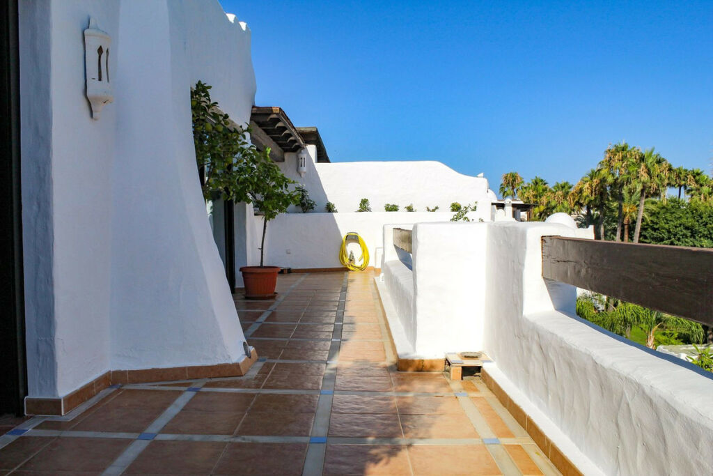 Penthouse Duplex Puerto Banús Málaga - image 26