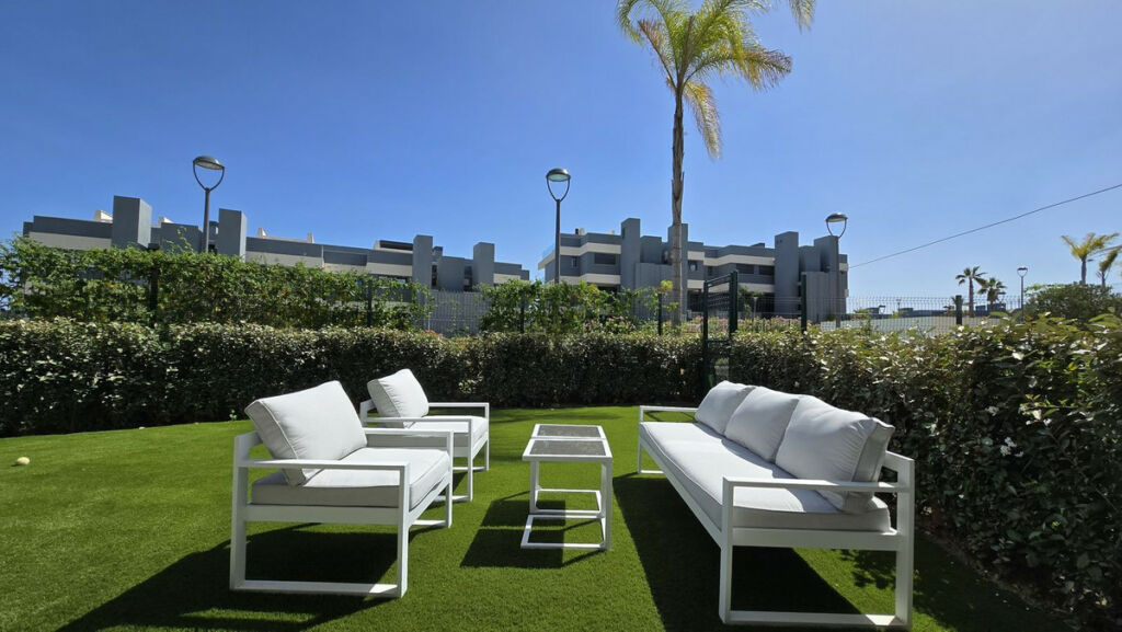 Ground Floor Apartment New Golden Mile Málaga - image 6