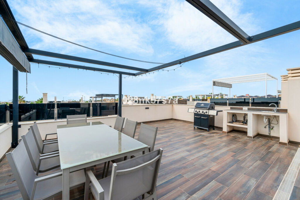 Detached Villa Lomas de Cabo Roig Alicante - image 26