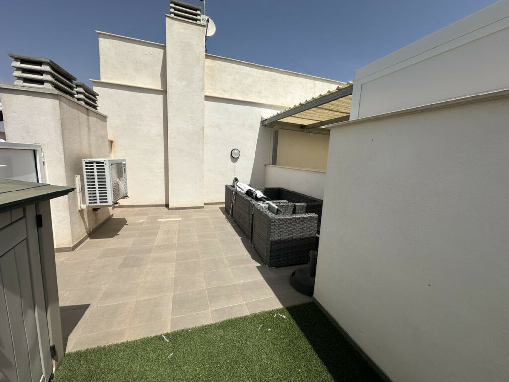 Middle Floor Apartment Villamartin Alicante - image 25