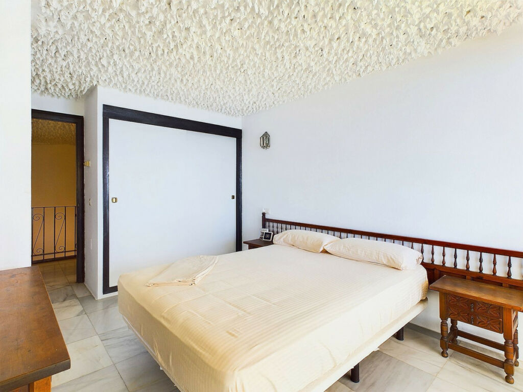 Duplex Estepona Málaga - image 26