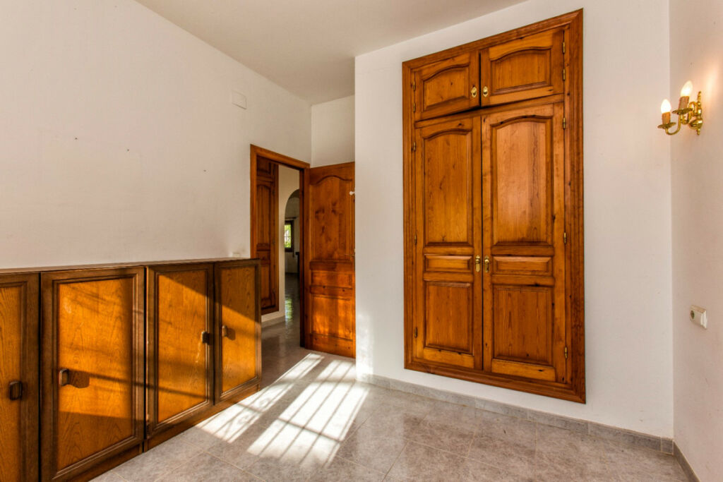 Detached Villa Calpe Alicante - image 26
