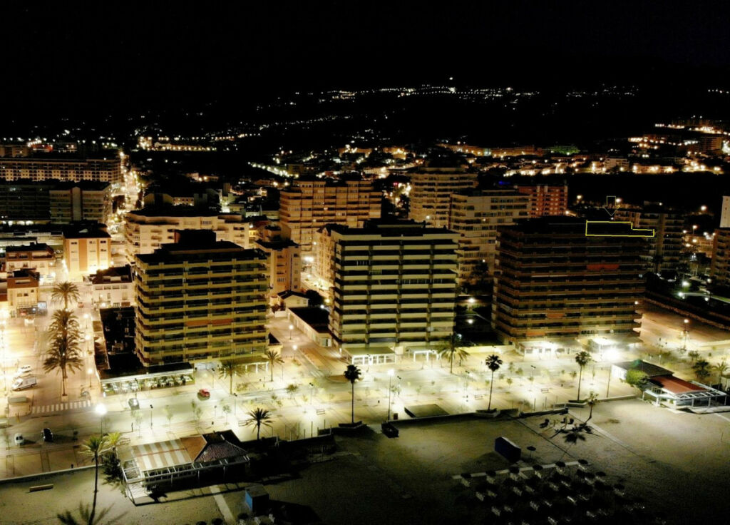Penthouse Fuengirola Málaga - image 26