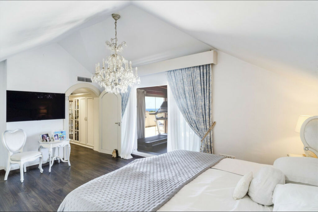 Penthouse Duplex Bahía de Marbella Málaga - image 26