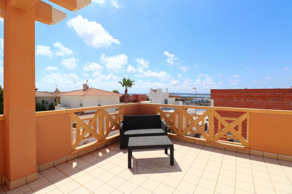 Detached Villa Ciudad Quesada Alicante - image 26