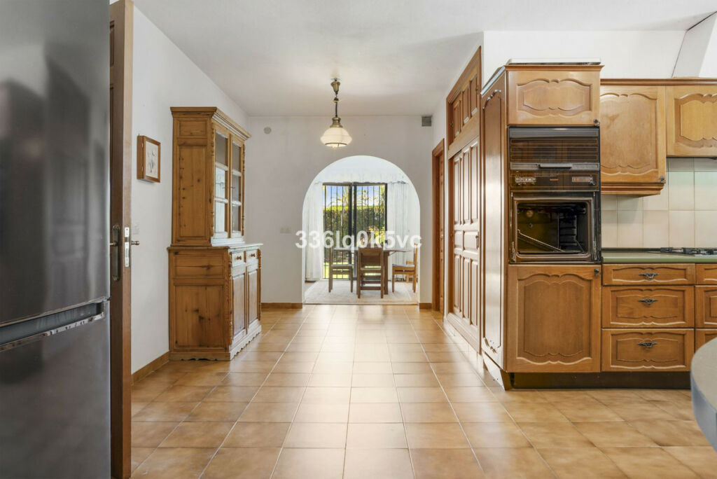 Detached Villa Las Chapas Málaga - image 26