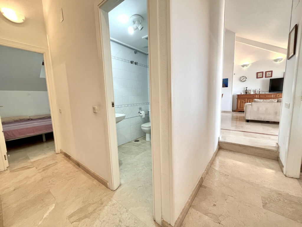 Penthouse Dehesa de Campoamor Alicante - image 26