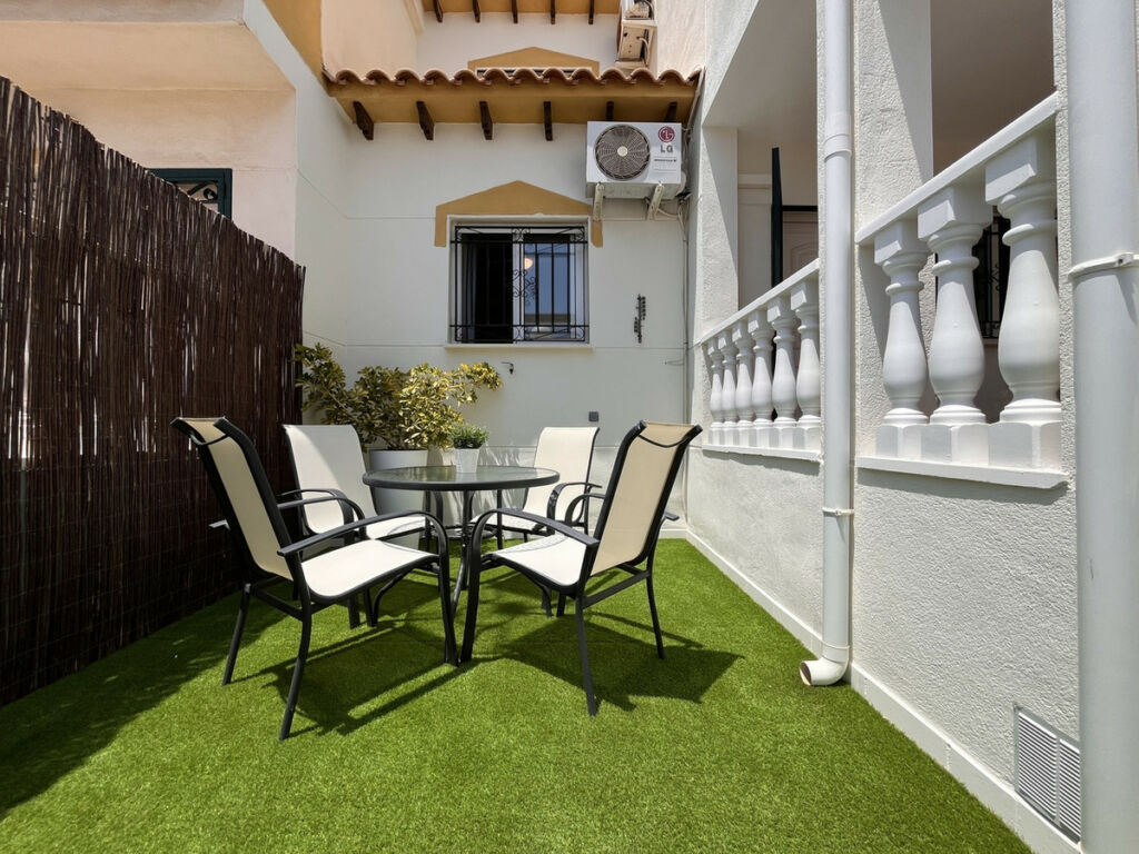 Townhouse Playa Flamenca Alicante - image 26